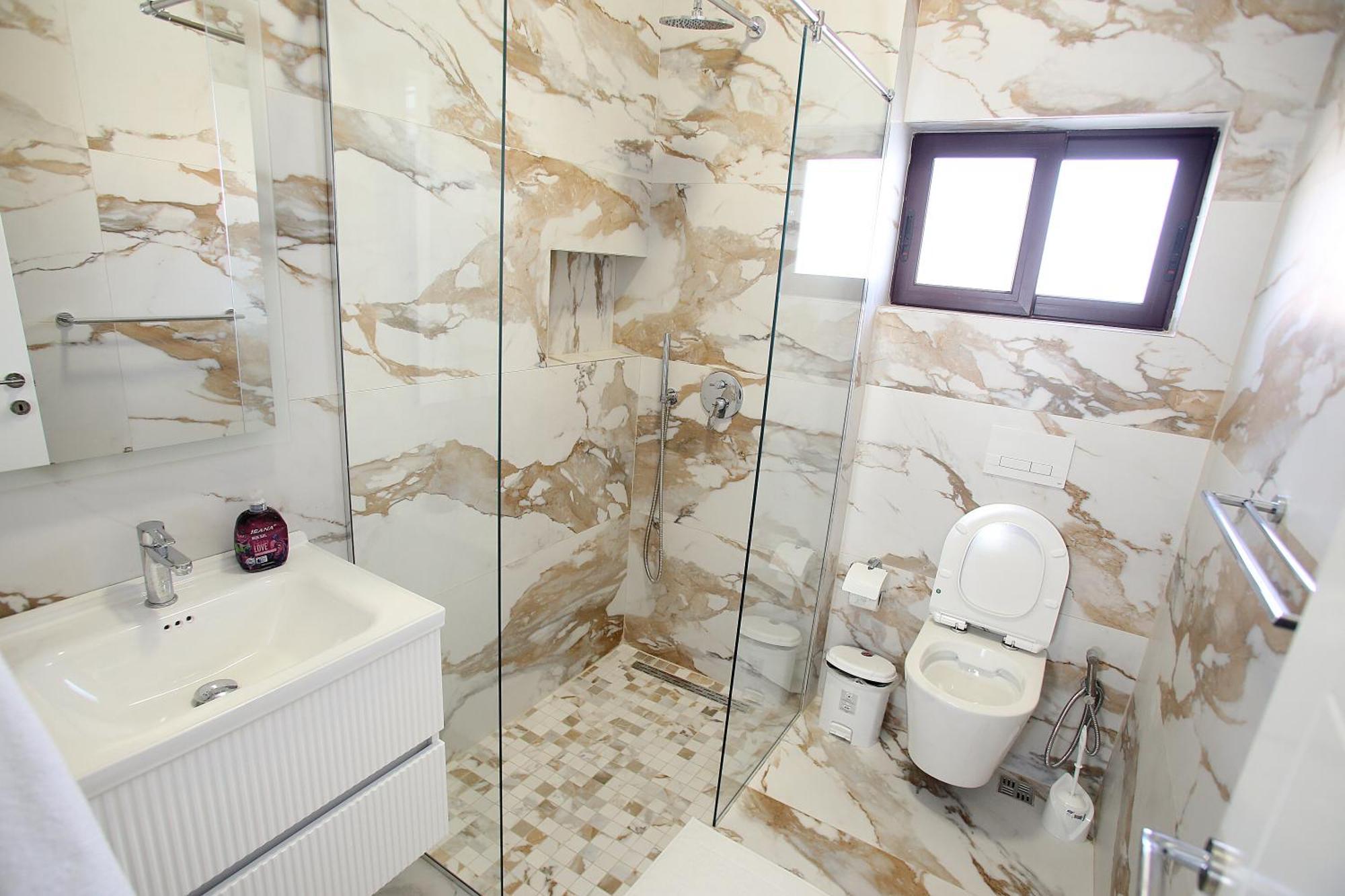 The Met Apartments Durres Exterior photo